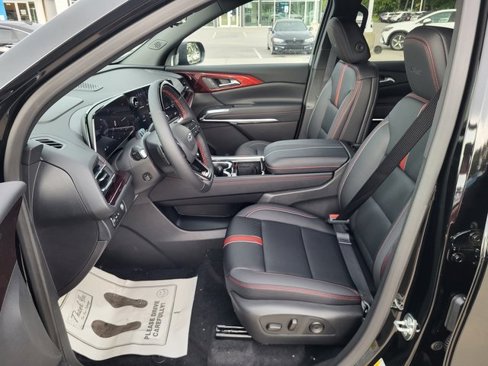 New 2025 Chevrolet Traverse RS image 12