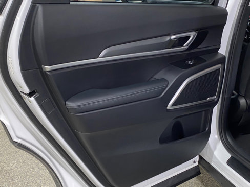 Used 2021 Kia Telluride LX image 8