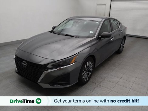 Used 2024 Nissan Altima 2.5 SV image 1