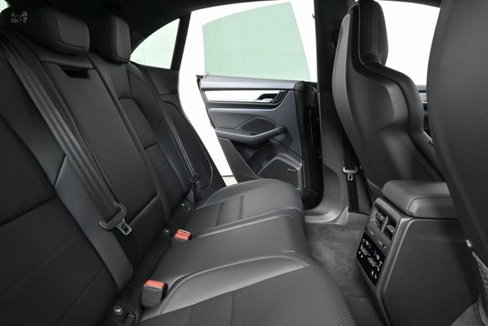 Used 2025 Porsche Macan 4S Electric image 21