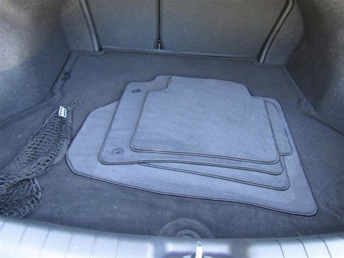 Used 2020 Hyundai Elantra SE image 34