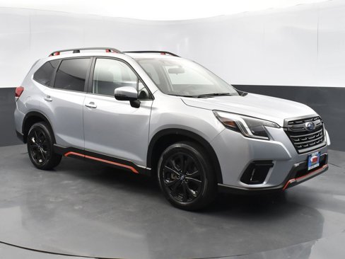 Used 2024 Subaru Forester Sport image 3