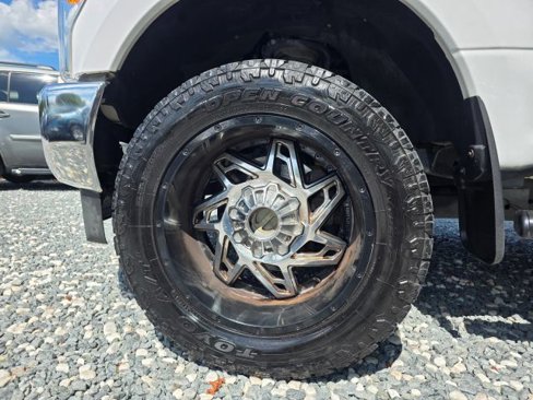 Used 2017 Ford F250 XLT image 9