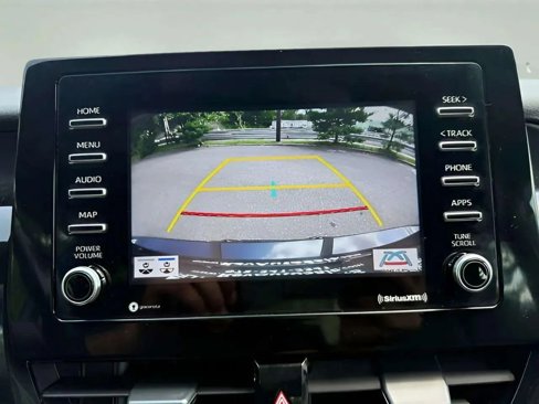 Used 2021 Toyota Camry SE image 18