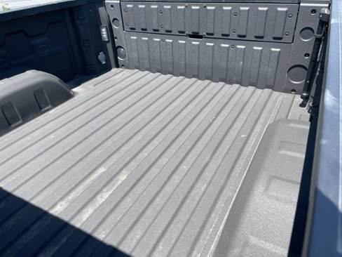 Used 2024 Chevrolet Silverado 1500 ZR2 image 26