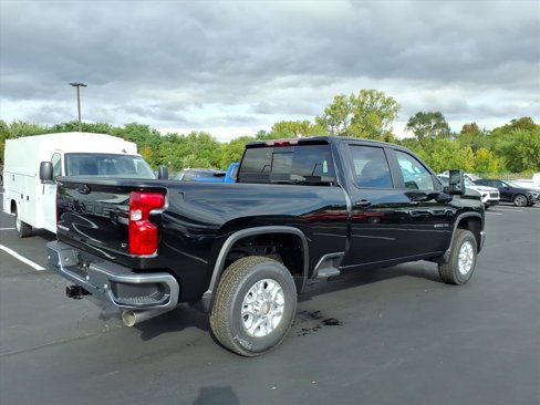 New 2026 Chevrolet Silverado 2500 LT image 3