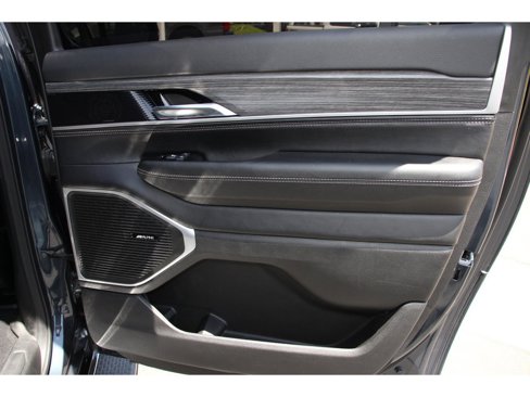 Used 2024 Jeep Wagoneer L Series III image 20