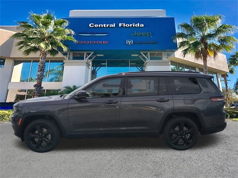 Used 2023 Jeep Grand Cherokee L Limited w/ Black Appearance Package image 8