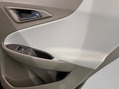Used 2020 Chevrolet Malibu LT image 13