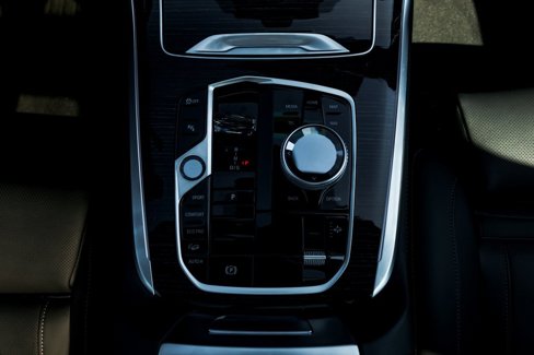 Used 2026 BMW X7 M60i image 33