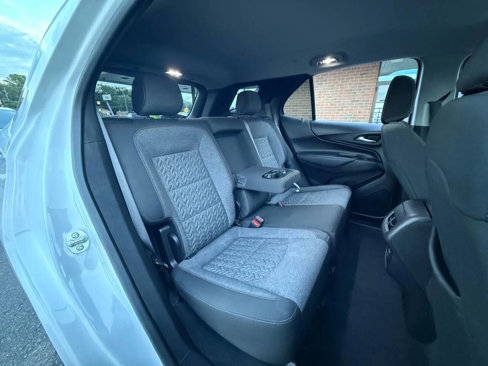 Used 2023 Chevrolet Equinox LT image 13