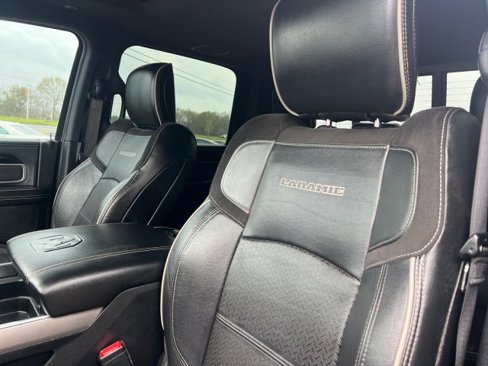 Used 2020 RAM 2500 Laramie w/ Night Edition image 22
