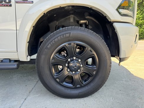 Used 2018 RAM 2500 Laramie w/ Sport Appearance Group image 10