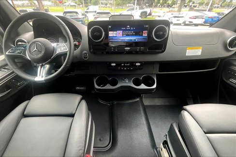 New 2025 Mercedes-Benz Sprinter 2500 image 5