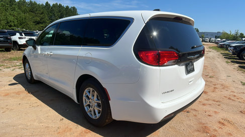 New 2026 Chrysler Voyager LX image 10