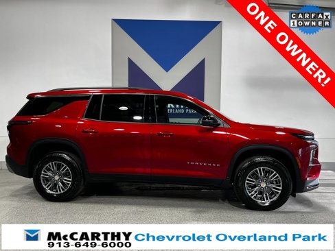 Used 2024 Chevrolet Traverse LT image 7