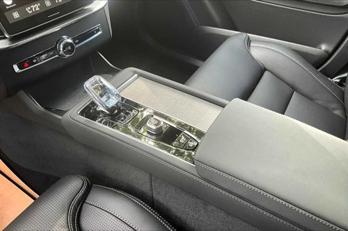 New 2026 Volvo XC90 B6 Ultra w/ Lounge Package image 10