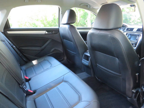 Used 2012 Volkswagen Passat 2.5 SE image 14