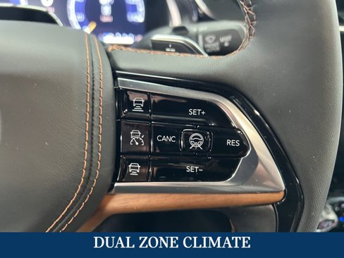 New 2025 Jeep Grand Cherokee L Summit w/ Advanced Protech Group IV image 28