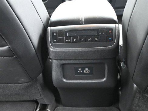 Used 2022 Nissan Pathfinder SL w/ SL Black Package image 24