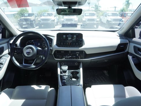 Used 2023 Nissan Rogue SL w/ SL Premium Package image 29