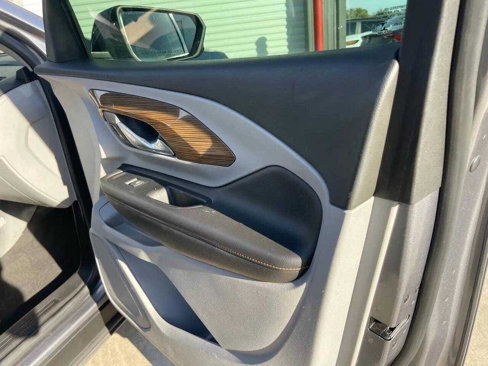 Used 2018 GMC Terrain SLE image 26