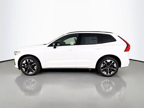 New 2026 Volvo XC60 B5 Plus w/ Protection Package Premier image 4