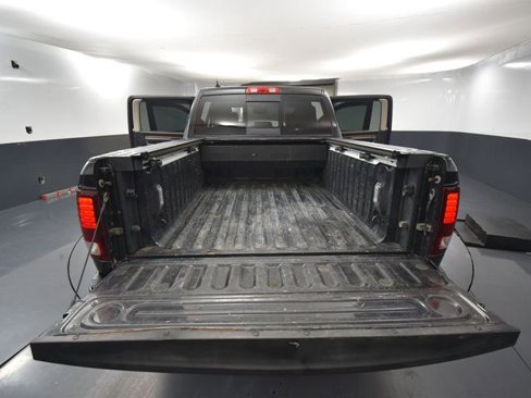 Used 2016 RAM 1500 Laramie w/ Convenience Group image 38