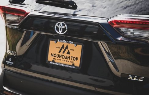 Used 2021 Toyota RAV4 XLE Premium image 26