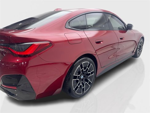 Used 2025 BMW i4 eDrive40 w/ M Sport Package image 13