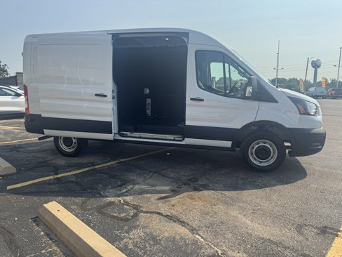 New 2025 Ford Transit 250 148 Medium Roof image 9