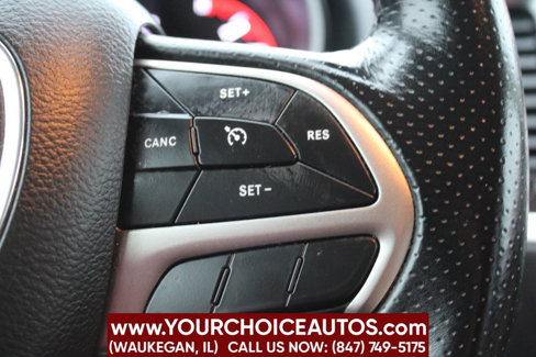 Used 2020 Dodge Durango SXT image 27