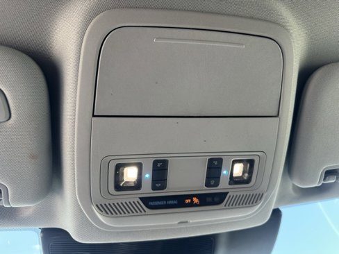 Used 2024 Ford Explorer Limited image 43