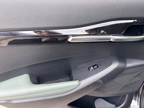 Used 2024 Kia Seltos SX w/ SX Sunroof Package image 19