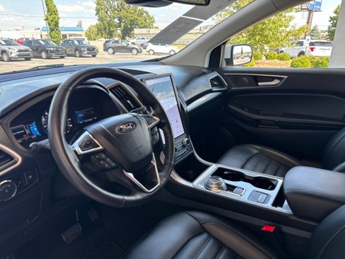 Used 2024 Ford Edge SEL image 11
