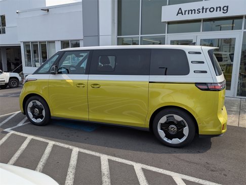 New 2025 Volkswagen ID. Buzz Pro S Plus image 2