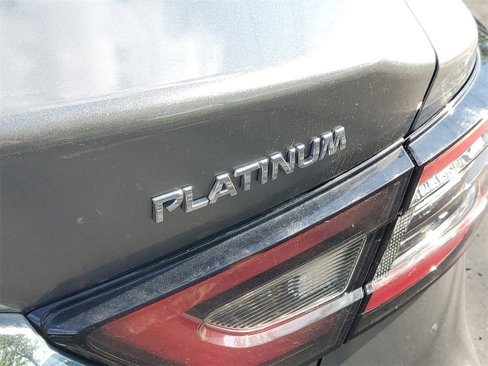 Used 2021 Nissan Maxima Platinum image 6