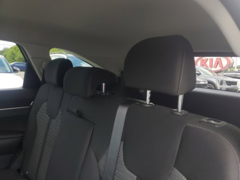 New 2026 Kia Sorento LX image 9