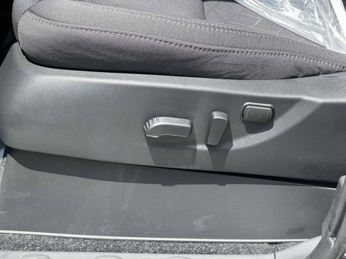 Used 2025 Nissan Frontier SV w/ SV Convenience Package image 12