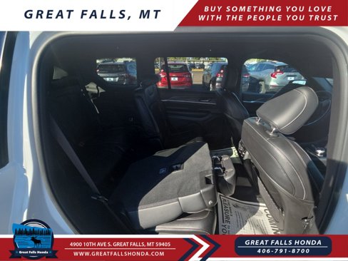 Used 2024 Jeep Grand Cherokee L Limited image 18