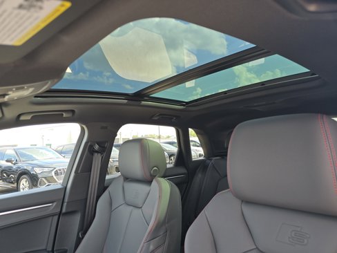 New 2025 Audi Q3 2.0T Premium Plus image 9