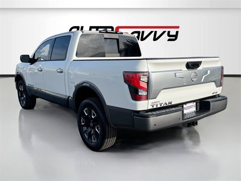 Used 2024 Nissan Titan Platinum Reserve image 5