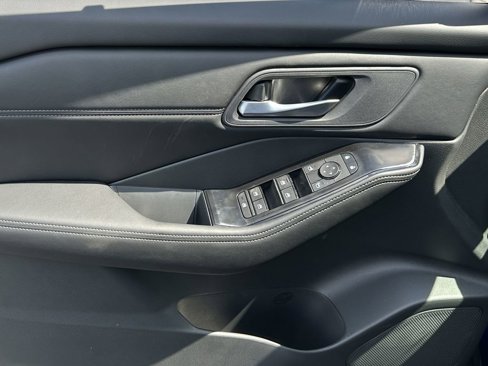 New 2026 Nissan Rogue SV w/ SV Premium Package image 28