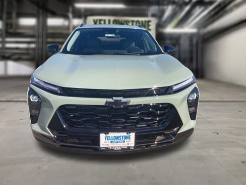 New 2025 Chevrolet Trax ACTIV w/ Sunroof Package image 3