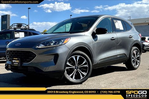 Used 2022 Ford Escape SE w/ SE Sport Appearance Package image 1