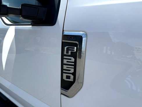 Used 2022 Ford F250 XL w/ Power Equipment Group image 37