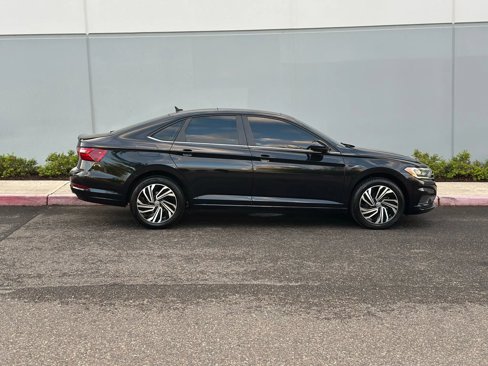 Used 2021 Volkswagen Jetta SEL image 4