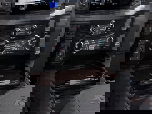 New 2025 Ford F350 King Ranch w/ Chrome Package image 38