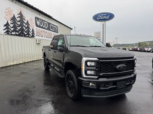 New 2026 Ford F350 XLT image 2