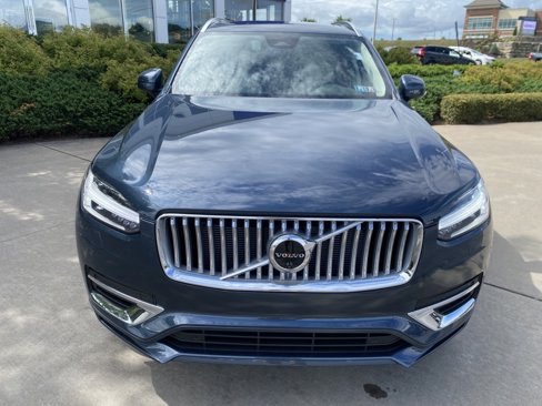 Certified 2025 Volvo XC90 T8 Plus w/ Protection Package Premier image 8